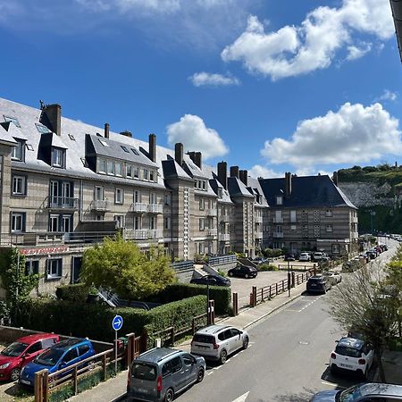 Appartement Meuble En Plein Coeur De St Valery En Caux サン・バレリ・アン・コー エクステリア 写真